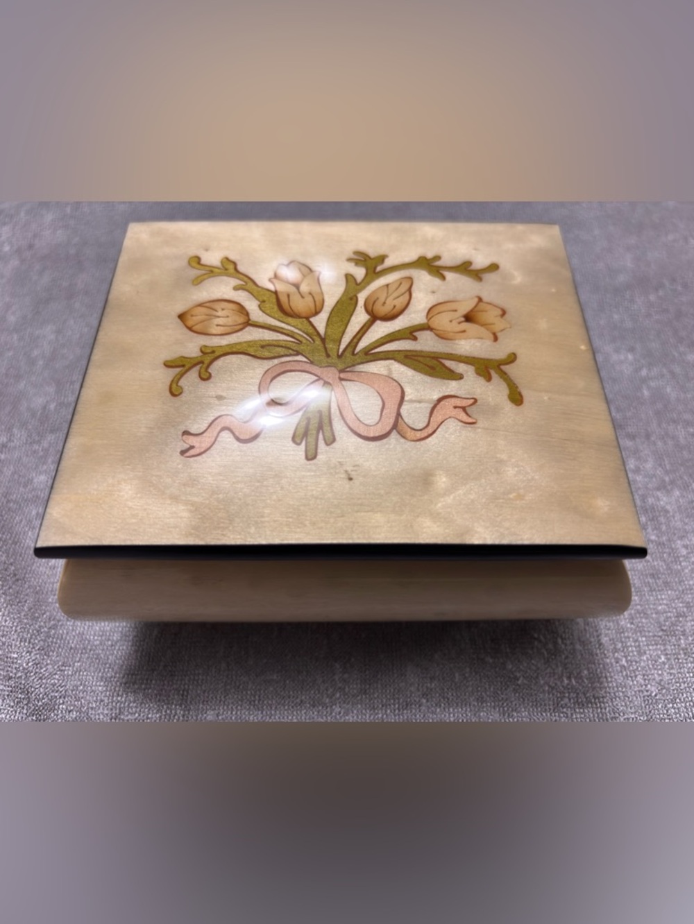 Vintage Music Box, Wood inlay, Made in Sorrento Italy, Floral Keepsake